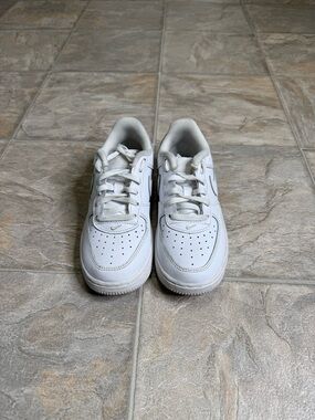 Nike Air Force 1 Low Triple White PS Shoe Size 13c White DH2925-111 Preowned